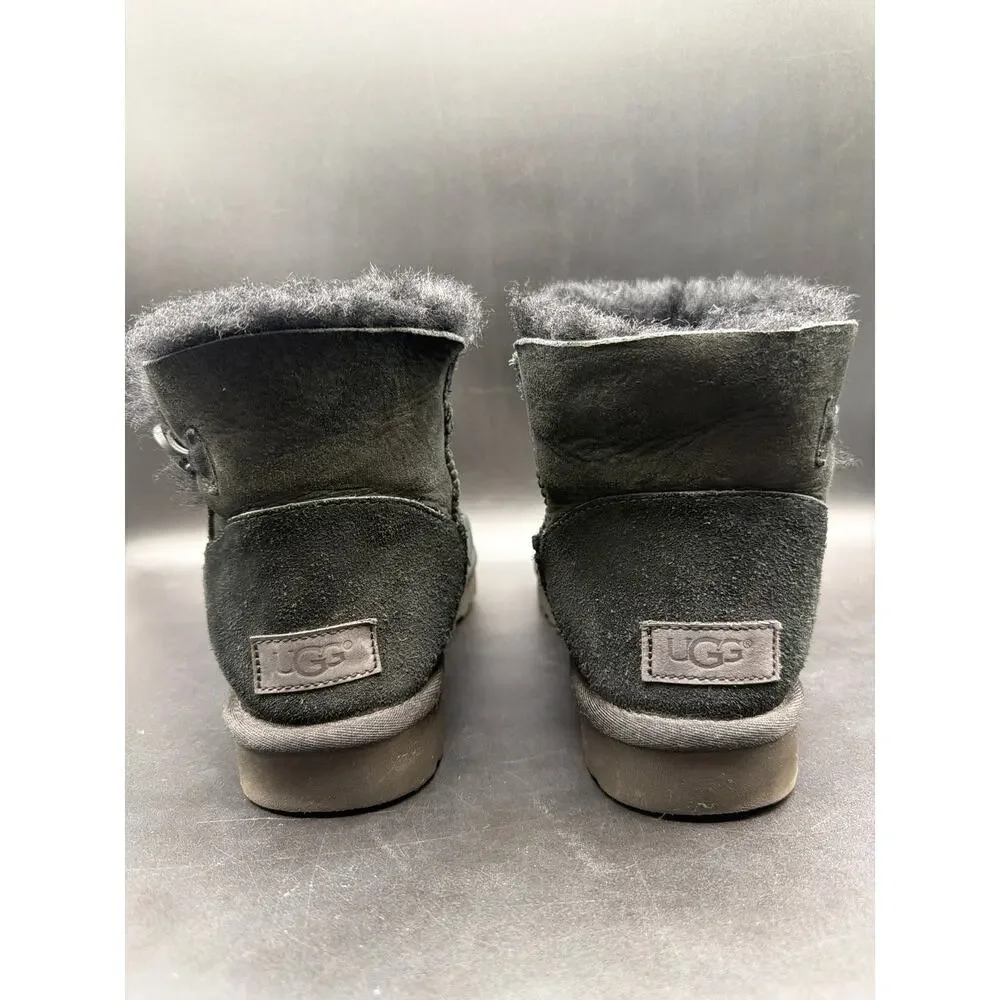UGG Mini Bailey Button II Black Sheepskin Boots Women’s Size 9 1016422